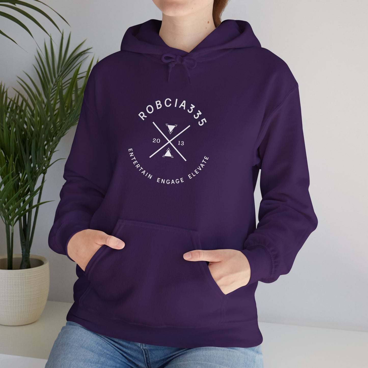 Unisex (Robcia335 Est. 2013) Heavy Blend™ Hooded Sweatshirt
